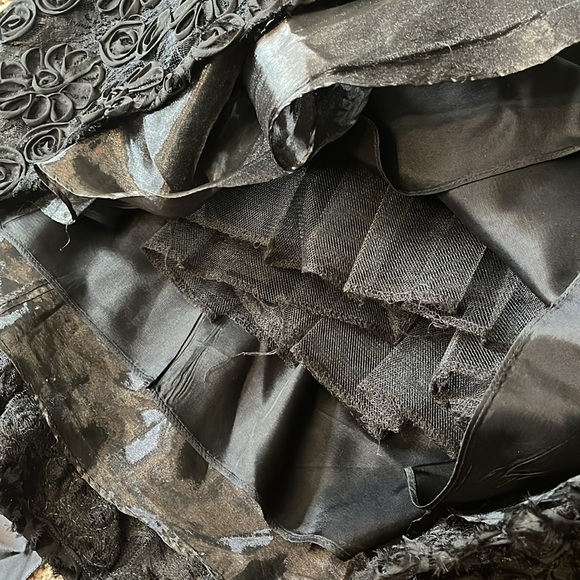 Black tie fully lined rosette maxi skirt size large - Picture 10 of 10